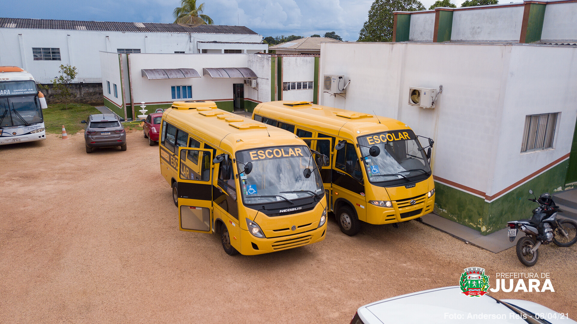 Prefeitura de Mogi das Cruzes - Secretaria de Educação - Notícias -  Prefeitura entrega 16 novos ônibus para renovação da frota do transporte  escolar